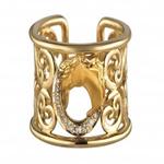 DA13406 010101_Carrera y Carrera Ecuestre ring in yellow gold and diamonds